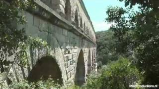 preview picture of video 'Pont du Gard, France (dept.Gard)'