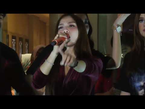 Trio Macan Nyanyikan Lagu Jaran Goyang di Acara Nobar Jaran Goyang