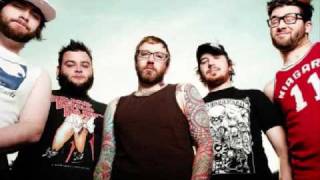 Alexisonfire Side Walk When She Walks Lyrics