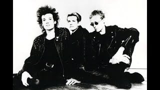 LOVE AND ROCKETS &quot;ALL IN MY MIND&quot; SUBTITULOS EN ESP