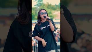 Download lagu RANA DUKA - MAHARANI ( LIVE ADELLA X CUMI CUMI AUDIO ) #adella #pcb #cumi_cumi_audio mp3