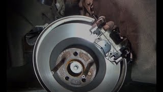 Volvo S90 Rear Brake Pads and Rotor Replacement