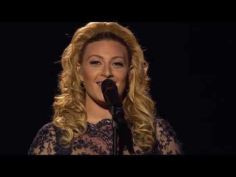 Sarah Dawn Finer performs The Winner Takes It All - Eurovision 2013 Interval 4K50