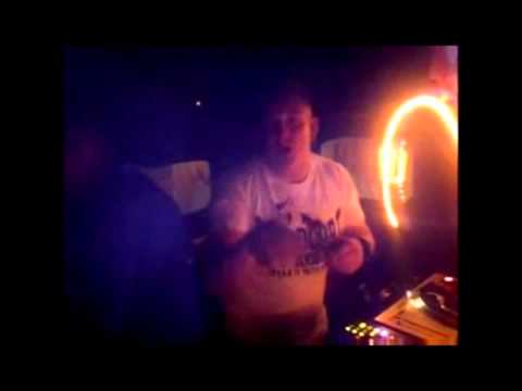 DJ SPEED & DJ FORNAIO wish outdoor 2011 bassie en adriaan caravan stage