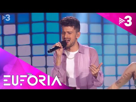 El Triquell es converteix en Trick Astley amb "Never gonna give you up", de Rick Astley