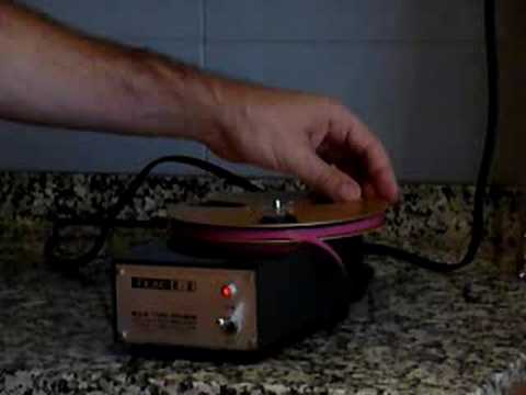 Teac E-2 bulk eraser in action