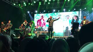 Download lagu RAN ft Yura Yunita - Melawan Dunia @JOOX Live Tunjungan Convention Center Sby 5/5/18 mp3 Download lagu RAN ft Yura Yunita - Melawan Dunia @JOOX Live Tunjungan Convention Center Sby 5/5/18 mp3
