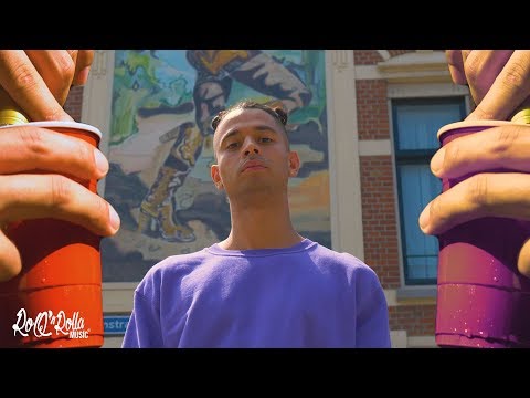 Maximilli - Fok De Achtergrond