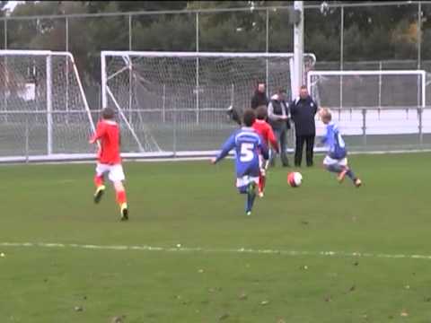 2015-10-24 - Boeimeer F1 - Madese Boys F1 - goal Dain2