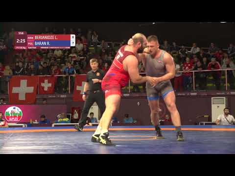 1/2 FS - 125 kg: L. BERIANIDZE (ARM) v. R. BARAN (POL)