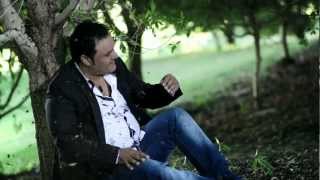 كلمات اغنية رجل على رجل محمد البغدادى