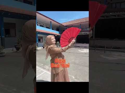 Beautiful Teachers at SMP NEGERI 1 PARIGI Part 1