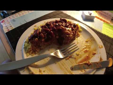 MongoTV_11788 - ENGLISH VLOG - Sunday 6.30 PM - Eating Chili Con Carne - 9.808 Video To Go