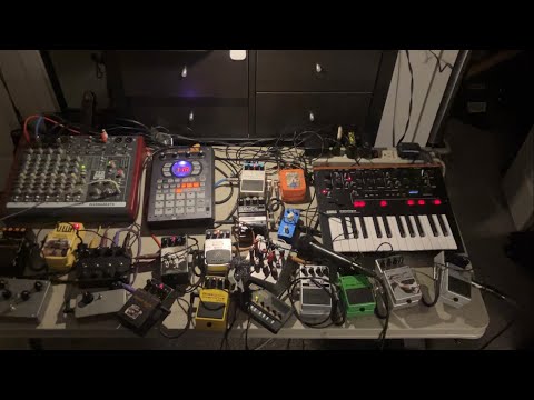 Harsh noise gear/pedal rig 2025