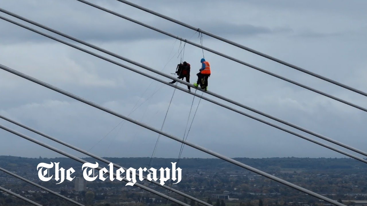 Just Stop oil protesters close Dartford Crossing after scaling QE2 Bridge