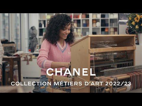 Whitney Peak in the Fashion Métiers d'art Ateliers - CHANEL