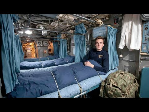 The Brutal Truth About Life Inside a Nuclear Submarine