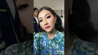 Download lagu TIK TOK BUNDA SARWENDAH  DI BALAKA BUNDA SIAPA AYO mp3