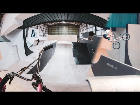 I WON BEST TRICK AT INSANE NEW SKATEPARK!