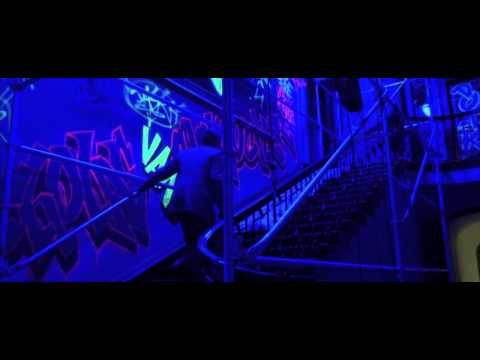 The Game (1997) /Michael Douglas/Jefferson Airplane - White Rabbit Scene (HD)