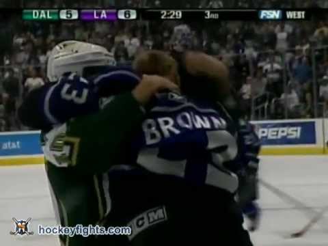 Brenden Morrow vs Dustin Brown