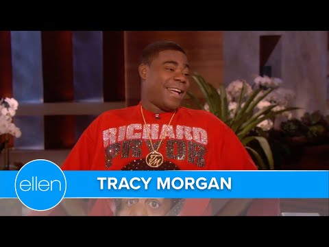 Tracy Morgan Gets Scared By a Shark (Season 7)