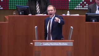Video zu: Christian Lindner: „Das hat Spaß gemacht“ Landtag NRW 29.01.2015 – Bananenrepublik