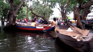 preview picture of video 'Tonle Sap Lake! Floating Village Cambodia / Tonle Sap Lake - Cambodia'