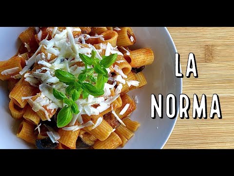 Pasta alla norma: come si prepara? Pasta con melanzane e pomodoro