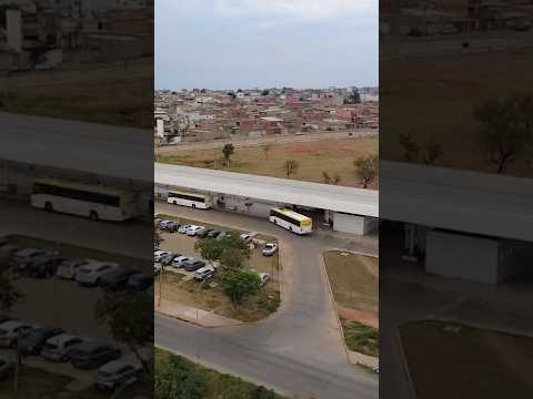 2 casas em lote de 72 m² de frente para a Avenida Brasil – Itapoã