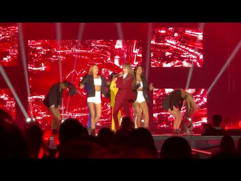 190928 마마무 MAMAMOO F/W in Hong Kong - Wonderful Confession (fancam)