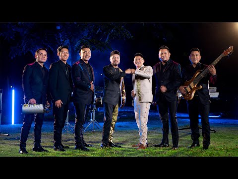 Un Traguito - NiQ' ft. Troy & Los Reyes   (Official Video)