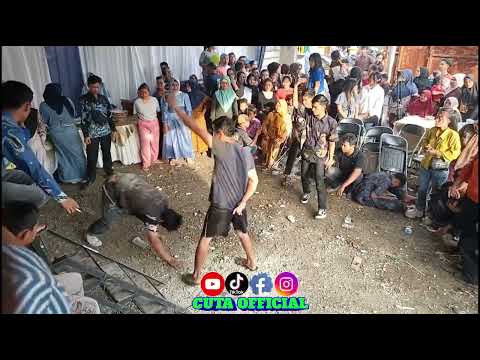 SEDIH PRIHATIN SINDEN FITRI REGGANG & DUO PUNDUK SAMPAI ANAK KECIL PUN IKUT KESURUPAN D CIPANILEUMAN