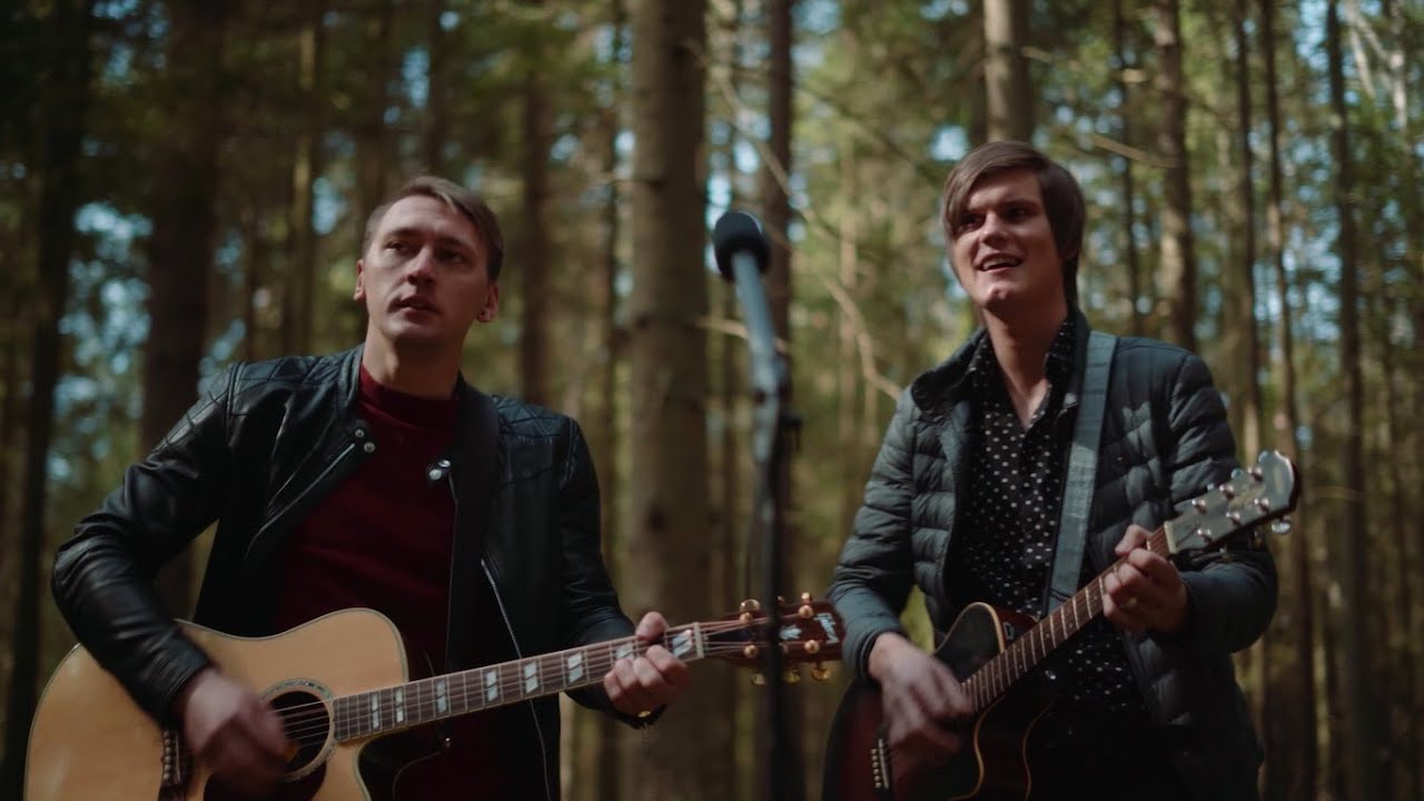 Koncertzāle dabā. Zelta kniede