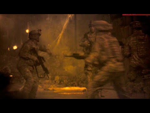 Cloverfield- Military vs creature scenes