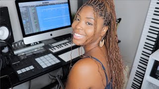 WATCH ME WRITE A 🔥 SMOOTH R&B SONG! - Melody & Lyrics