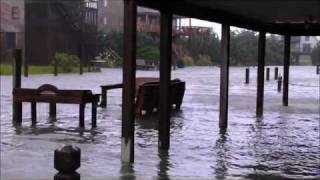 preview picture of video 'Hurricane Irene Flooding - 5pm - 8.27.11 - Avon, NC'