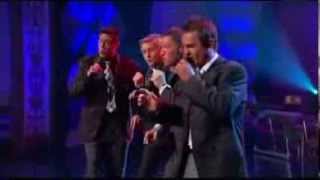 Ernie Haase & Signature Sound - Moving Up To Glory Land