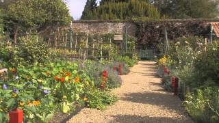 preview picture of video 'The fruits of Autumn at Greys Court Big Harvest Weekend'