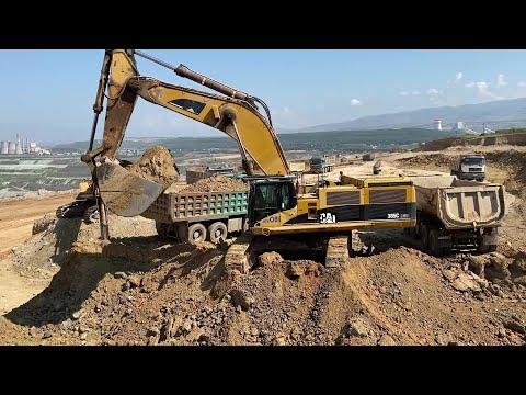 Caterpillar 385C Excavator Loading Mercedes & MAN Trucks - Ektor Epe