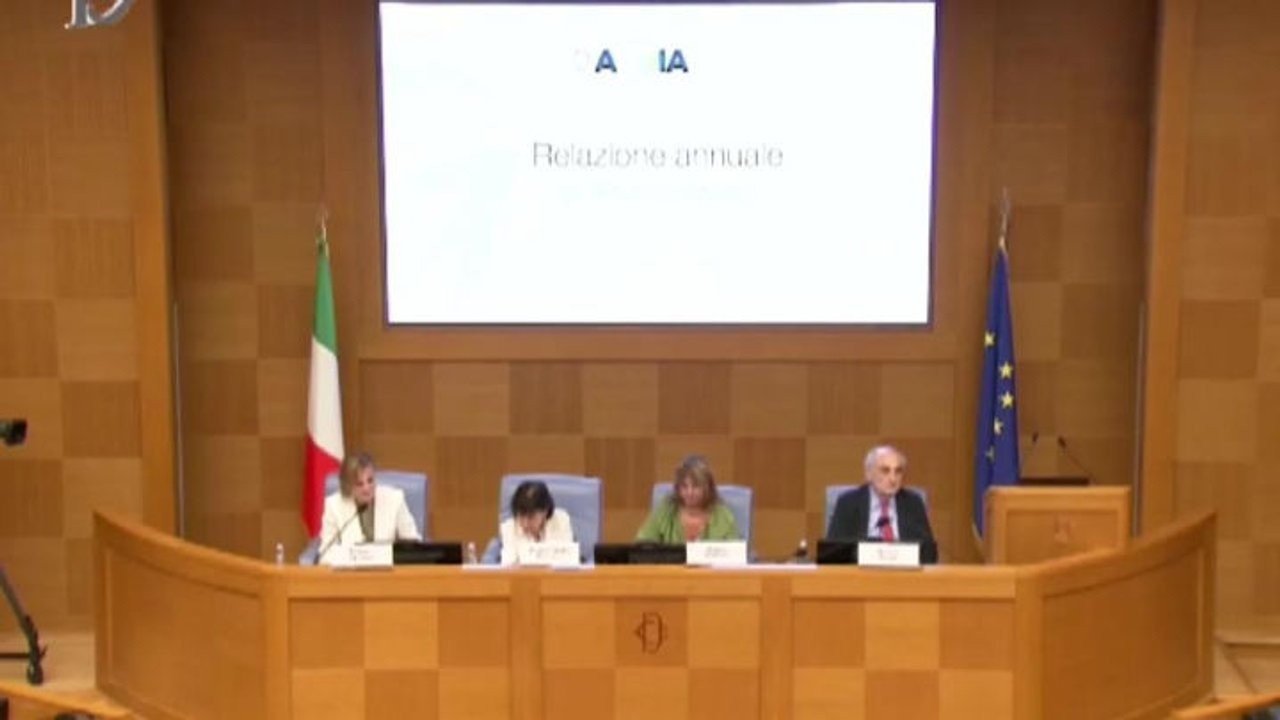 Roccella: Investire sui minori vuol dire investire sul presente e sul futuro