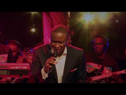 TU MERITES | Derek-Jones (LIVE)