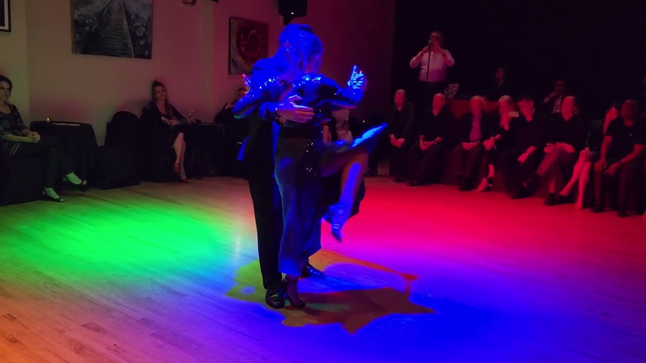 Analía Centurión & Leonardo Sardella - Yuyo verde