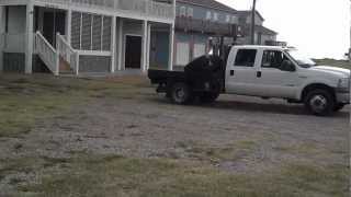 preview picture of video '2005 6.0 F-350 Powerstroke pulling 18 wheeler'