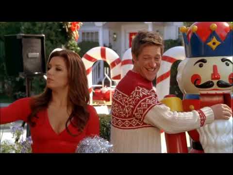 Decorating For The Holidays - Desperate Housewives 6x10 Scene