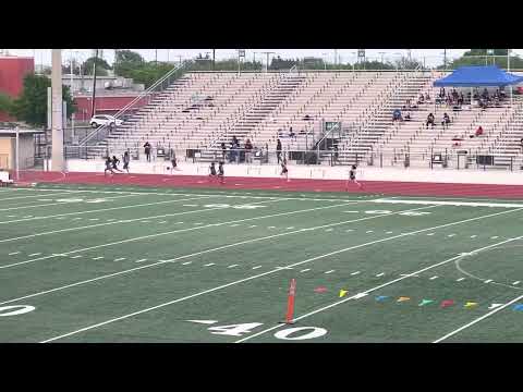 Freshman Jailah Robinson 13-5A/14-5A Area Varsity Girls 400m Champ | PR 56.59 North Forney HS | MTC