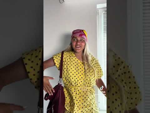 Толик сдал медь чтобы нарядить Марынку. @panusialan @panusialan @panusialan