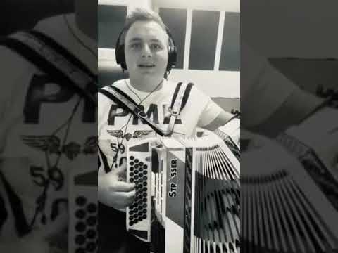 Manuel Muhic - Timple Boarischer mit "Band"