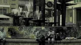 Musik-Video-Miniaturansicht zu Berlin, du bist so wunderbar Songtext von Kaiserbase