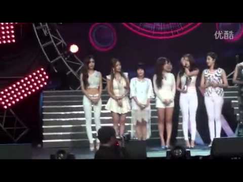 150411 Fancam T-ara received the award